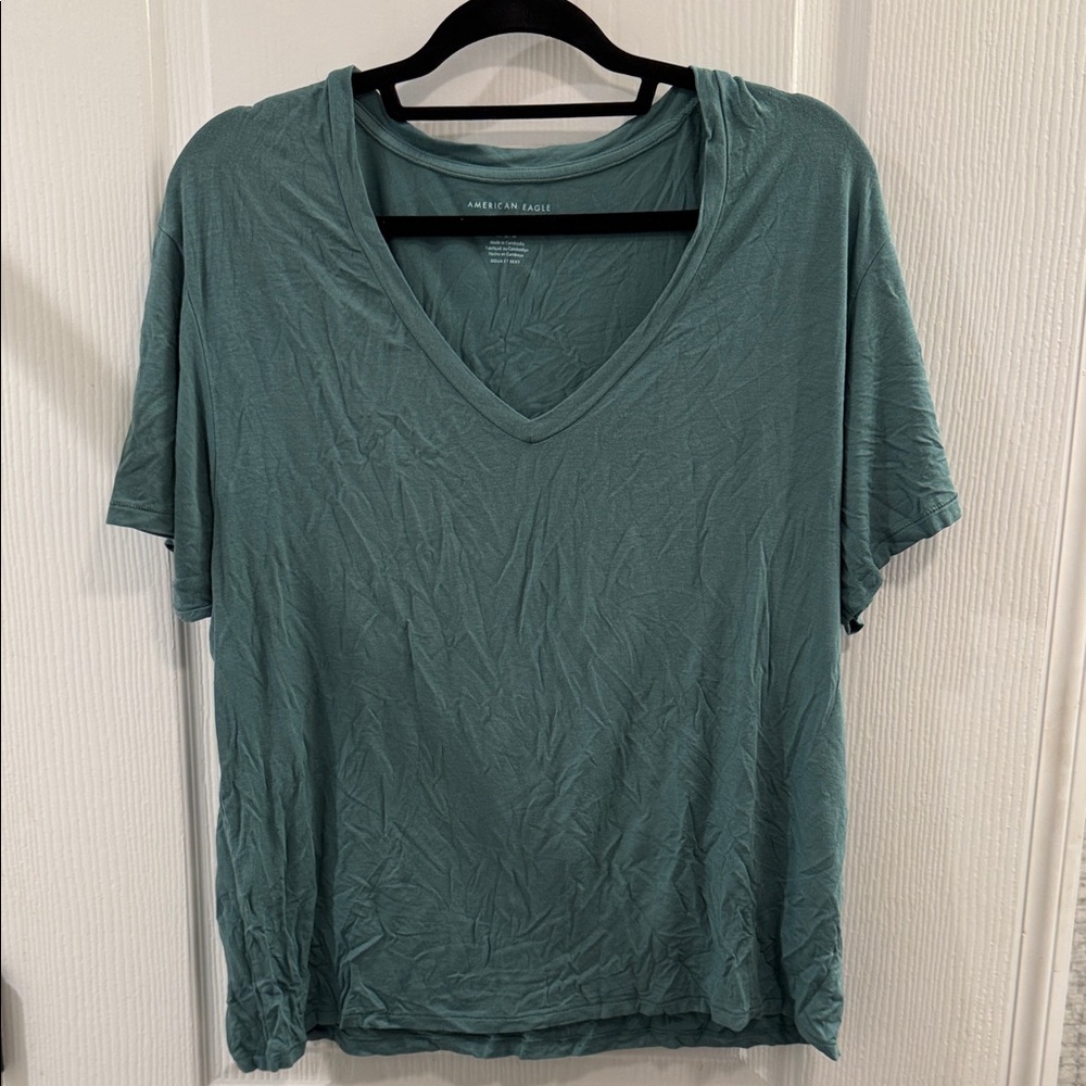 American Eagle V-Neck T-Shirt